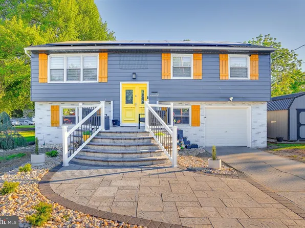 129 Michigan Rd, Pennsville, NJ 08070