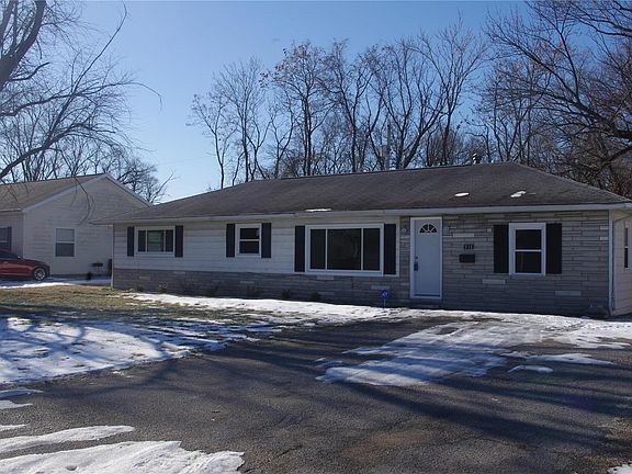 3rd image of 816 La Salle Dr