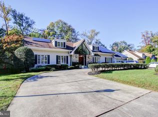 14632 Chesterfield Rd, Rockville, MD 20853