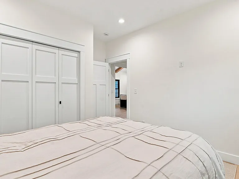 3117 Maplewood Dr — Photo 26