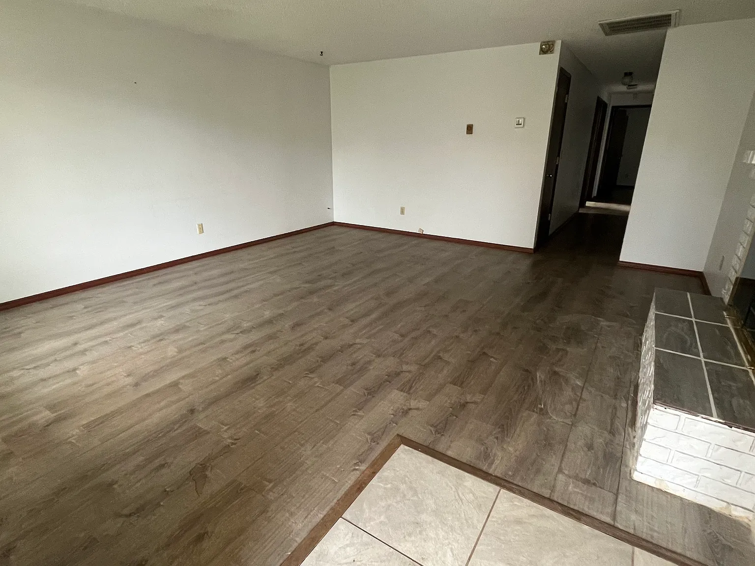 3 bed, 1.5 bath, 1246 sqft, $2,495 — Photo 2