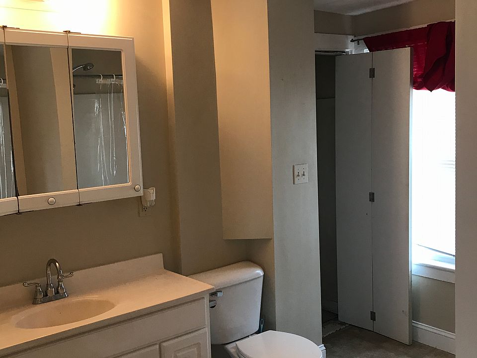 902 Bedford St, Whitman, MA 02382 Zillow