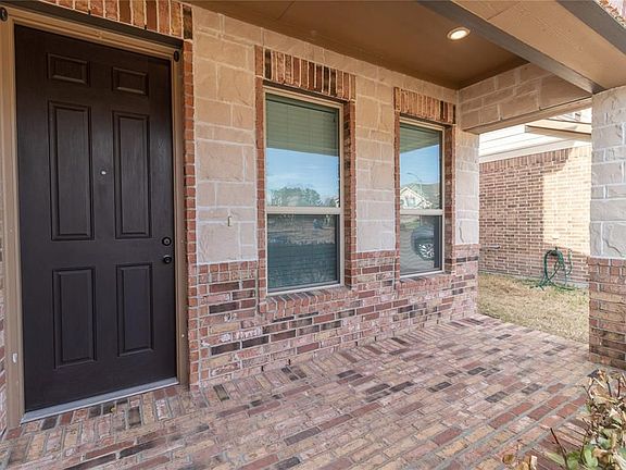 4th image of 20623 Pioneer Oak Ln