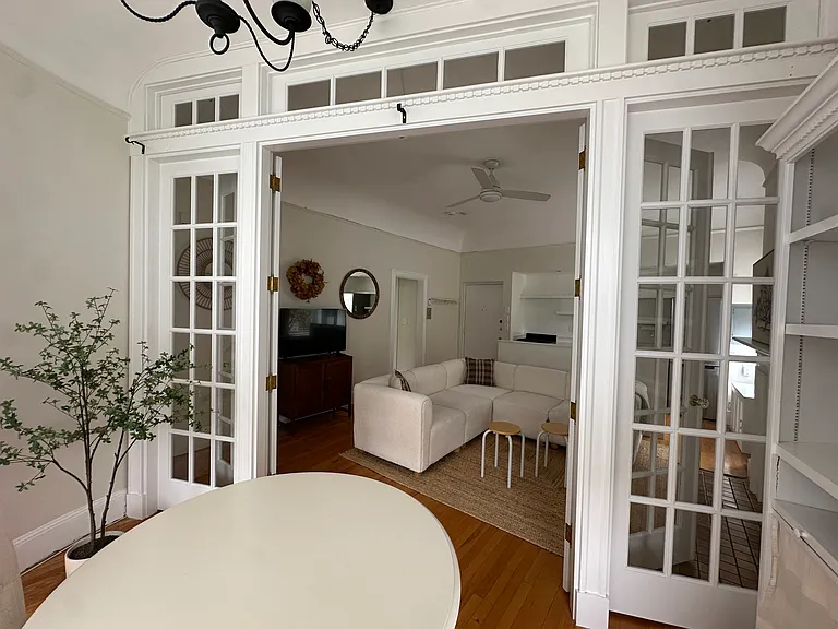 362 Commonwealth Ave #2H — Photo 4
