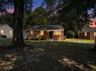 1118 Summerland Dr, Cayce, SC 29033