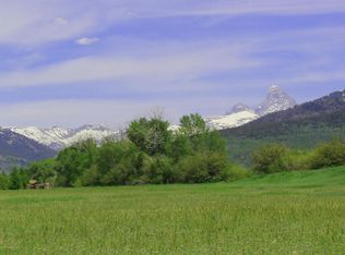 2140 Falcon Creek Dr, Driggs, ID 83422