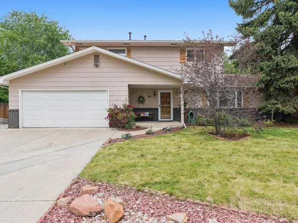24 University Cir, Longmont, CO 80503