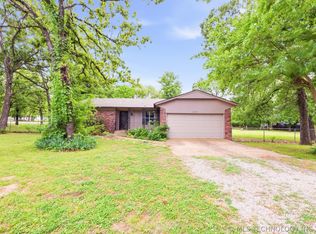 10616 W Houston St, Sapulpa, OK 74066