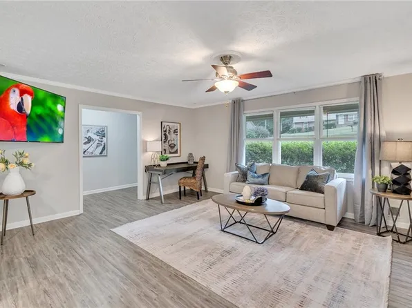 209 Caboose Ln, Woodstock, GA 30189