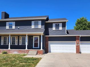 6550 Blackstone Rd, Lincoln, NE 68526
