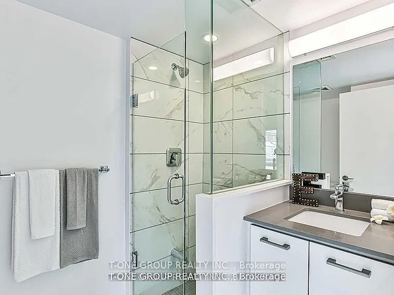 92 McGill St — Photo 12