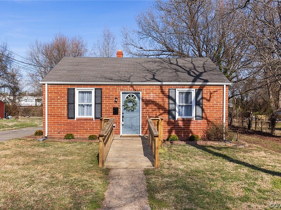 1st image of 19 Chuckatuck Ave