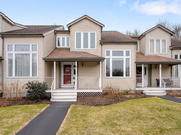 51 Willow Pond Dr Unit 51, Rockland, MA 02370
