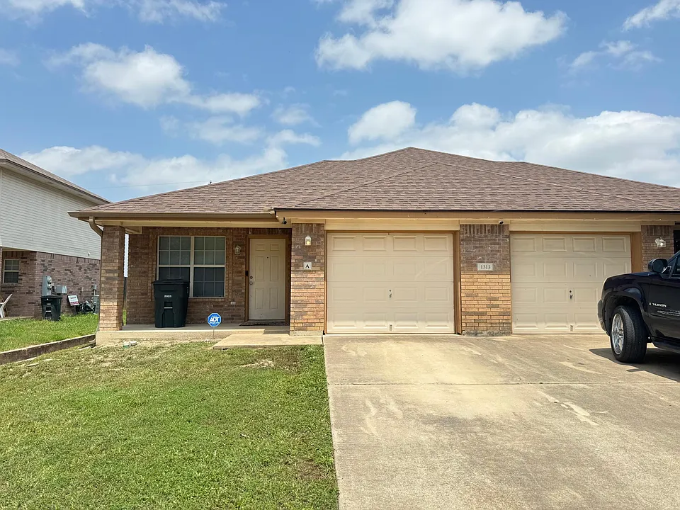 1313 Chips Dr #B