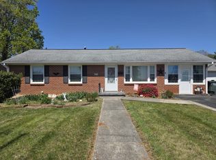 233 W Carrollton Ave, Salem, VA 24153
