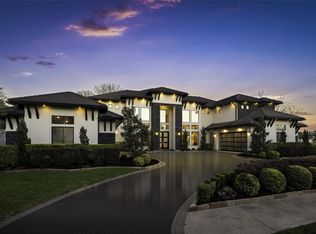 1010 Williams Lake Dr, Richmond, TX 77469