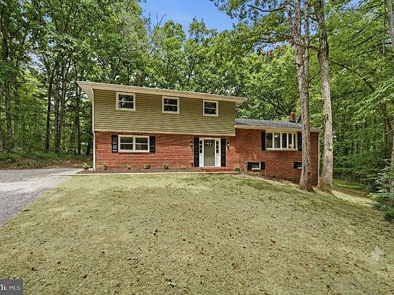 2nd image of 7607 Nyland Rd