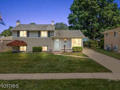 39648 Parklawn Dr, Sterling Heights, MI, 48313