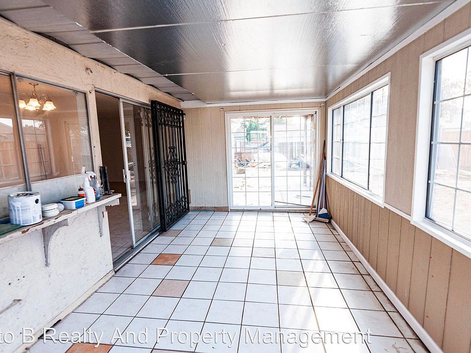 1st image of 157 Sierra Vista Pl