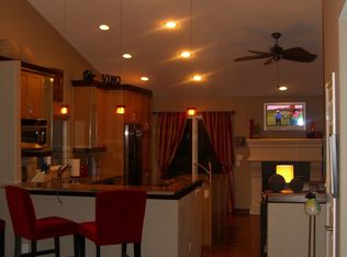 9463 Brook Ln, Lone Tree, CO 80124