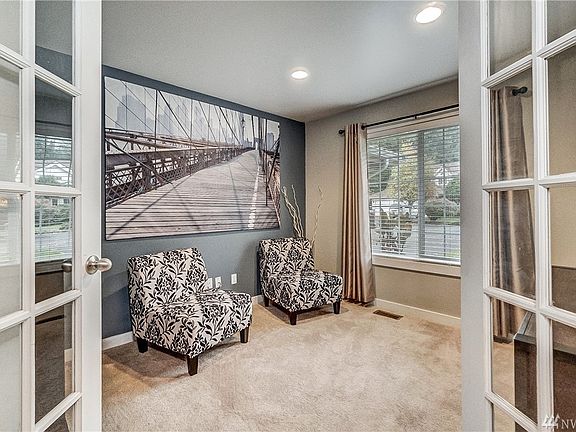 5th image of 16214 Griffin Dr E