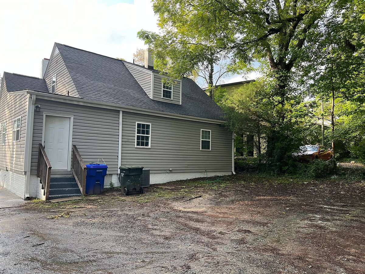 Building Photo - 1515 S Alston Ave