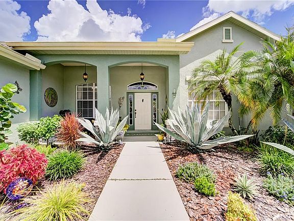 3rd image of 2908 Spring Hammock Dr
