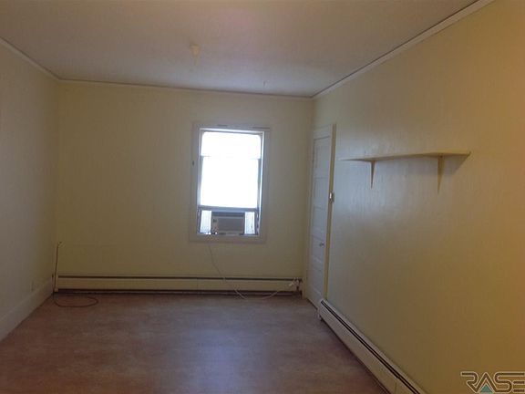 4th image of 217 N Egan Ave