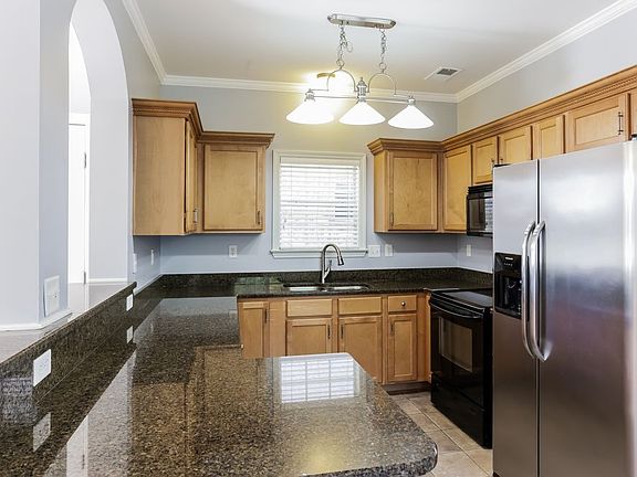 4th image of 8604 Shady Elm Dr