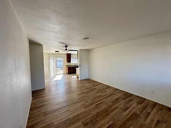 2nd image of 4663 E Covina St
