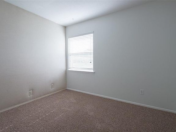 4th image of 1617 Mosswood Cir