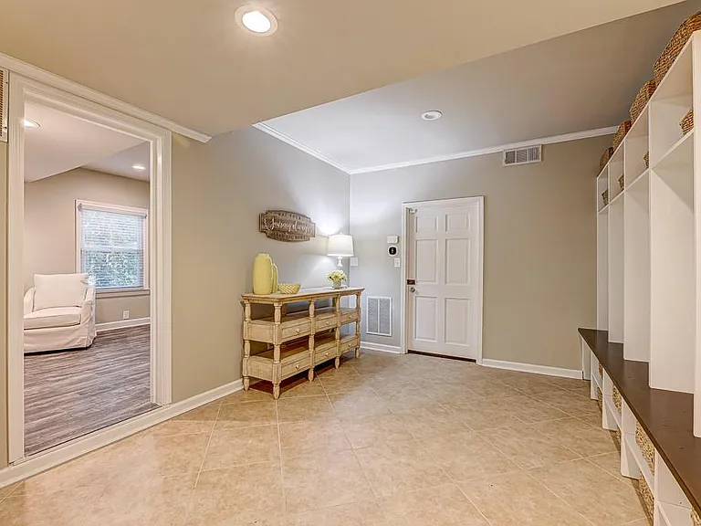 1185 Lake Colony Dr — Photo 21