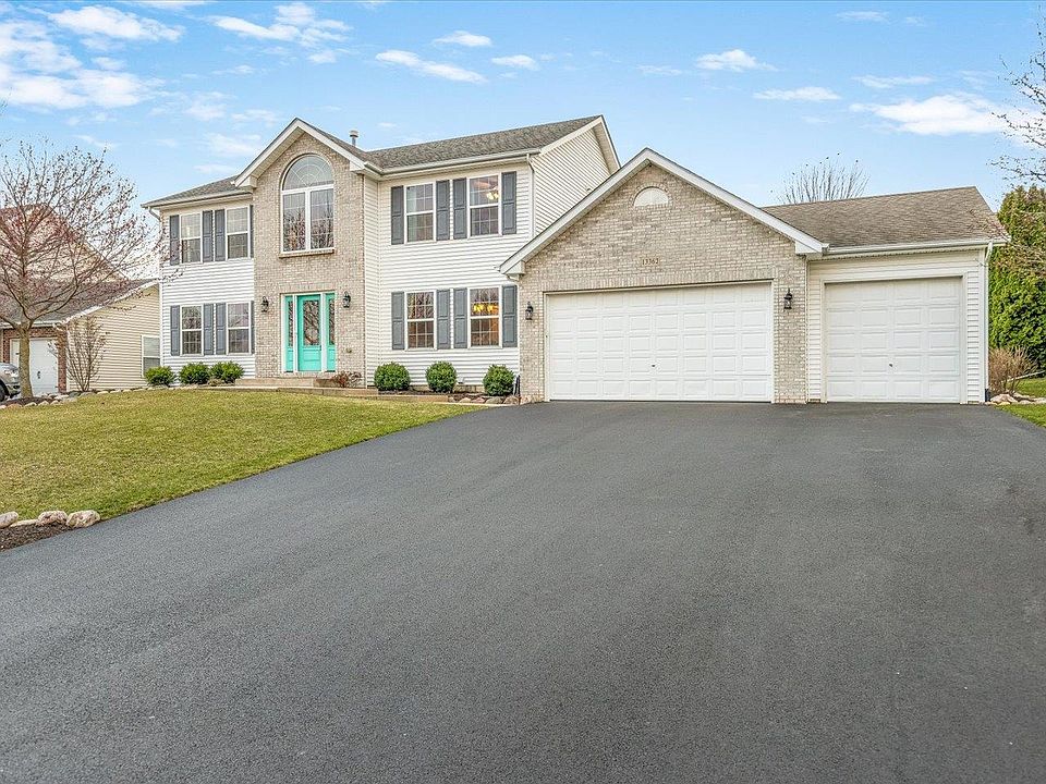 1st image of 13362 Foxglove Ln