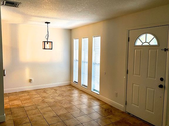 2nd image of 3046 Unkaterri Ln
