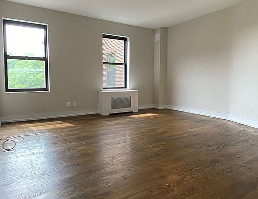1st image of 901 Washington Ave #611