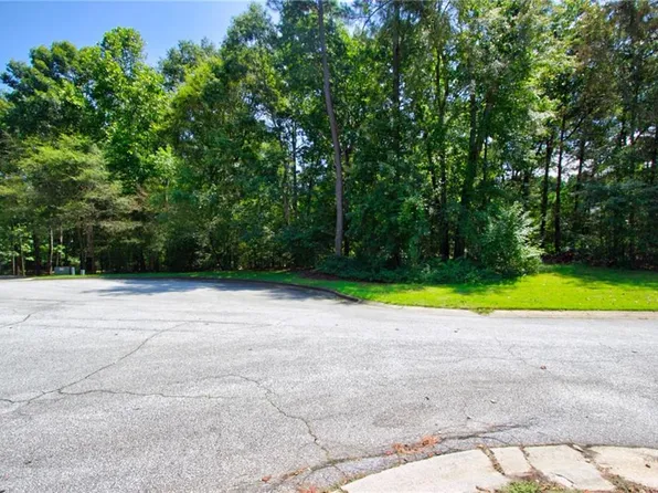 1285 Olympic Dr #14, Oxford, GA 30054