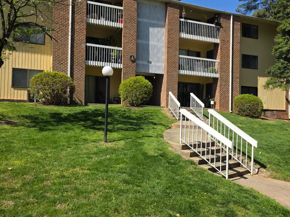 1114 Schaub Dr APT I, Raleigh, NC 27606