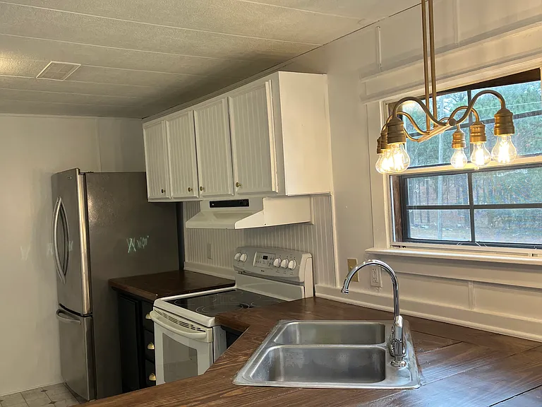1104 Sandwood Dr — Photo 13