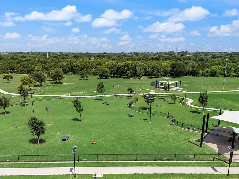 716 Big Bend Pkwy — Photo 35