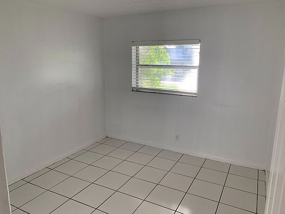 4th image of 6050 NW 8th St #5