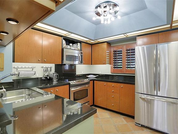 4th image of 1620 Spoonbill Ln #1620