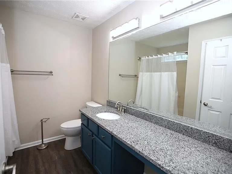514 Carrington Ct — Photo 7