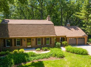 22253 W Chestnut Ridge Rd, Kildeer, IL 60047