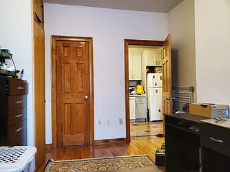 Rented by Apple Exclusive Realty Inc