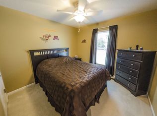 15506 S Kenwood St, Olathe, KS 66062