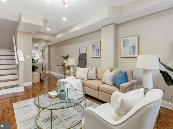 3628 Paine St, Baltimore, MD 21211