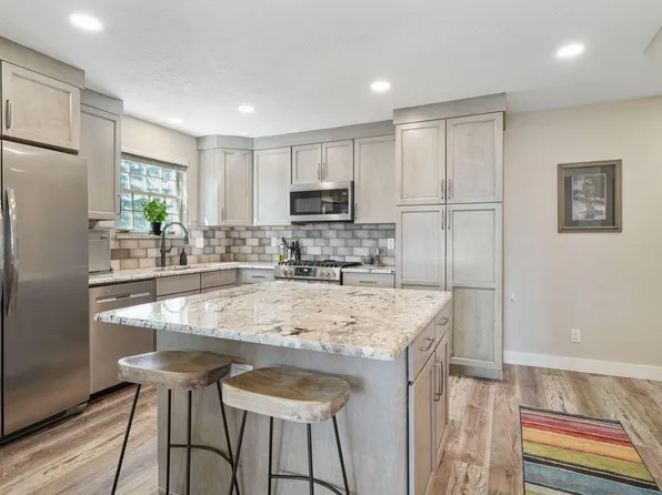 901 Schneitter Cir #B-7, Midway, UT 84049