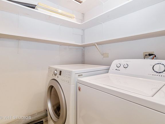 4th image of 1751 Sussex Walk APT C