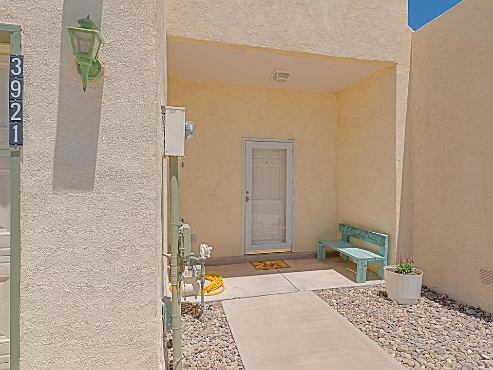 3921 Dancing Star Way NW-2
