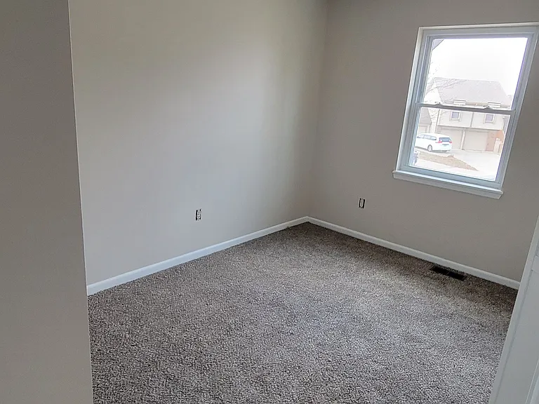 527 N Persimmon Dr — Photo 13